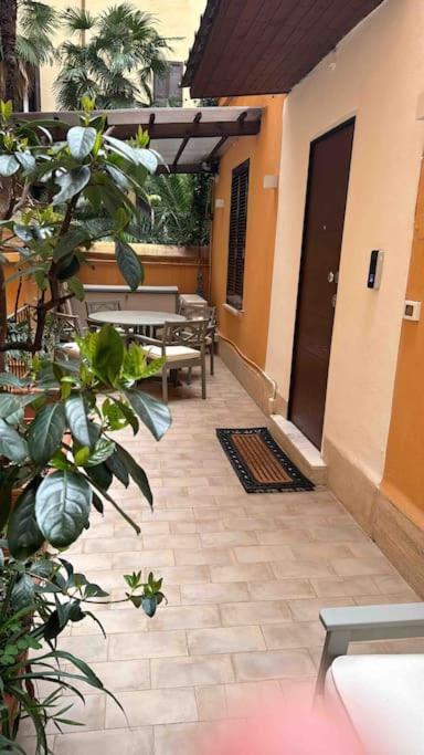 شقة Cola Di Rienzo 243 Relais-A روما المظهر الخارجي الصورة